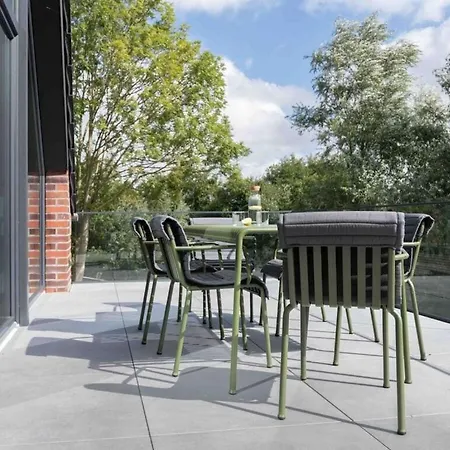 Harlepadd 3c Modern Retreat